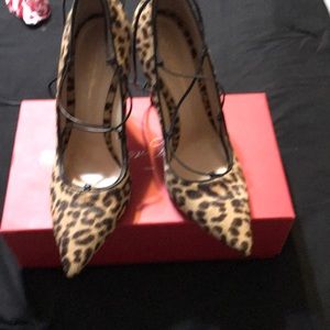 Gianvito Rossi Leopard Lace-Up Pumps